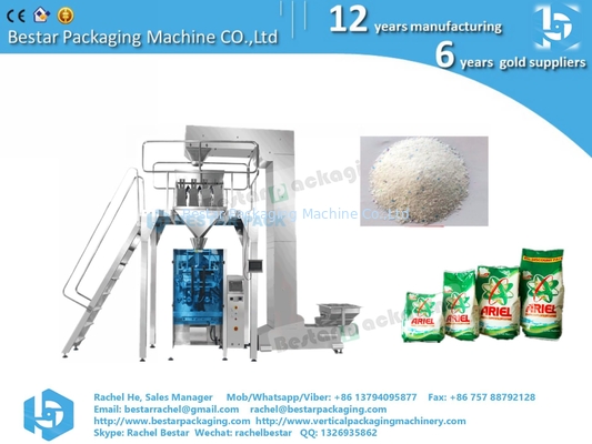 Utilización de una máquina de embalaje automática para 1-5 kg de polvo de lavado, con función de pesaje