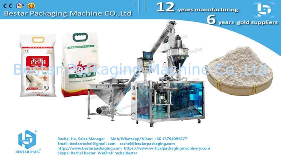 Cómo empacar automáticamente 5 kg de harina en una bolsa prefabricada con mango.